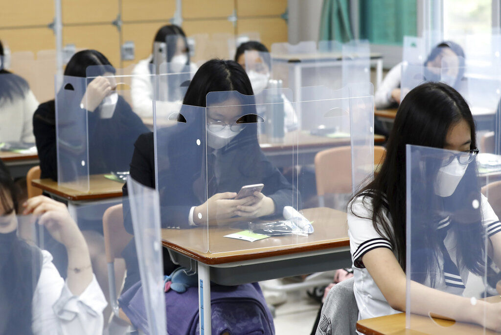 APTOPIX Virus Outbreak South Korea